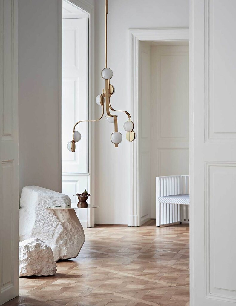 Jon-Day-Photography-wwwjondayphotographycom-Lobmeyr-chandeliers-001.jpg