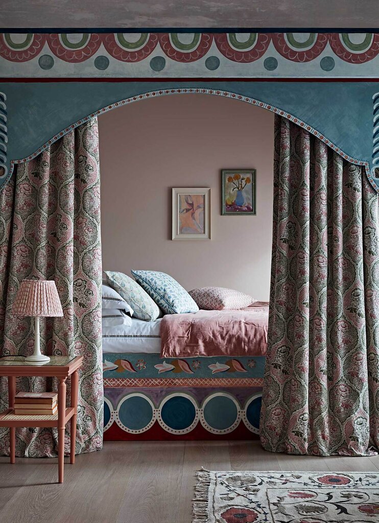 Jon-Day-Photography-wwwjondayphotographycom-Homes-and-Gardens-Bloomsbury-Set-001.jpg