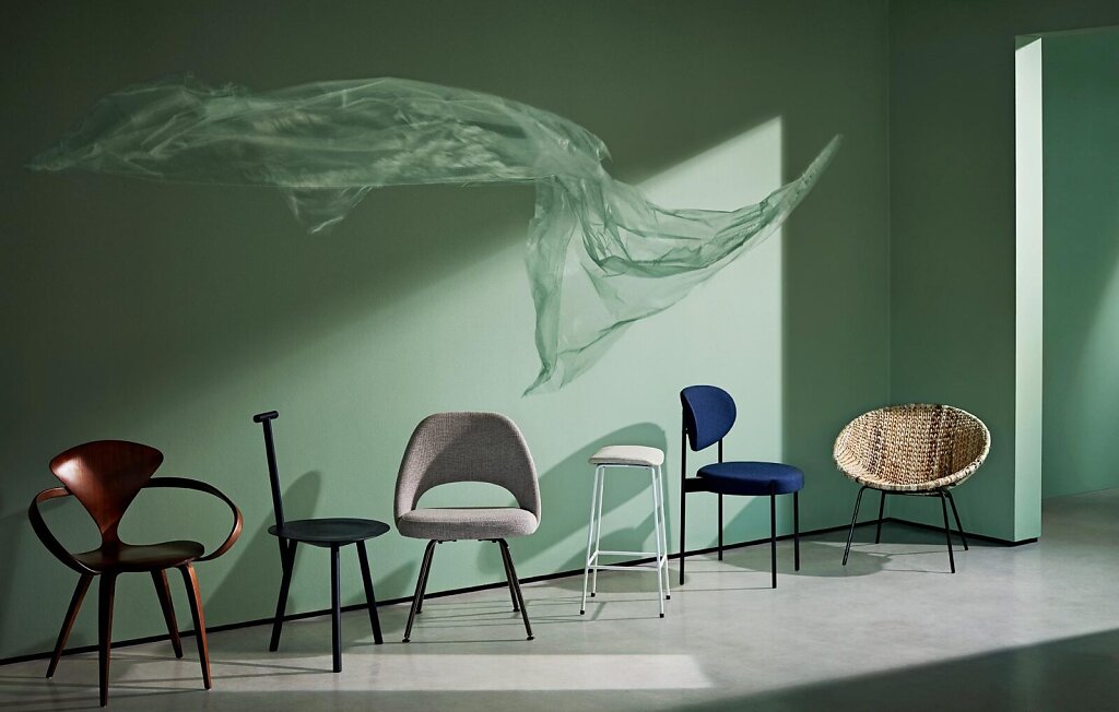 Jon-Day-Photography-wwwjondayphotographycom-Chairs-in-Conversation-004.jpg